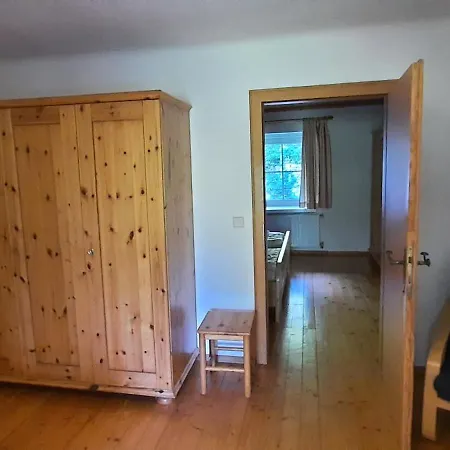Ferienwohnungen Schloss Wasserleonburg Nötsch Chambre photo