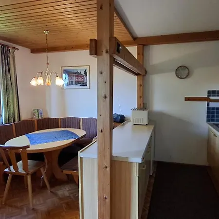 Ferienwohnungen Schloss Wasserleonburg Nötsch Chambre photo