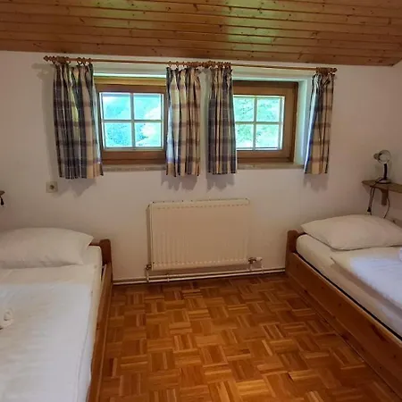 Ferienwohnungen Schloss Wasserleonburg Nötsch Chambre photo