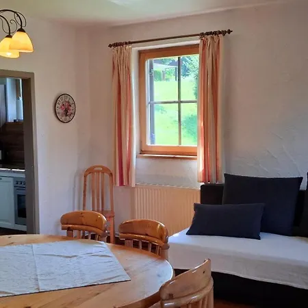 Ferienwohnungen Schloss Wasserleonburg Nötsch Chambre photo