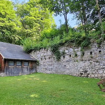 Ferienwohnungen Schloss Wasserleonburg Nötsch Chambre photo